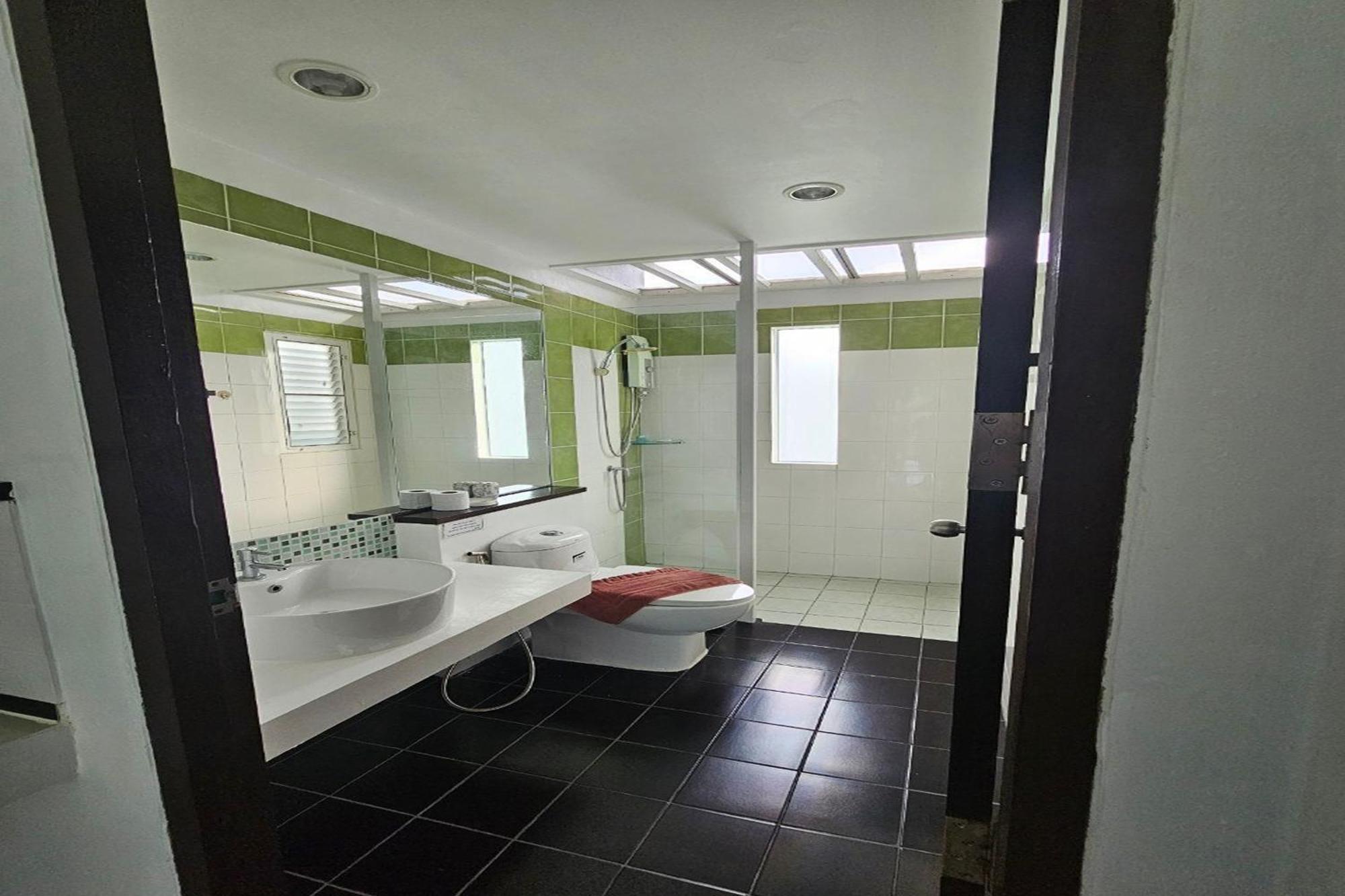 The One Cozy Vacation Residence Sha Hotel Chalong Exterior photo